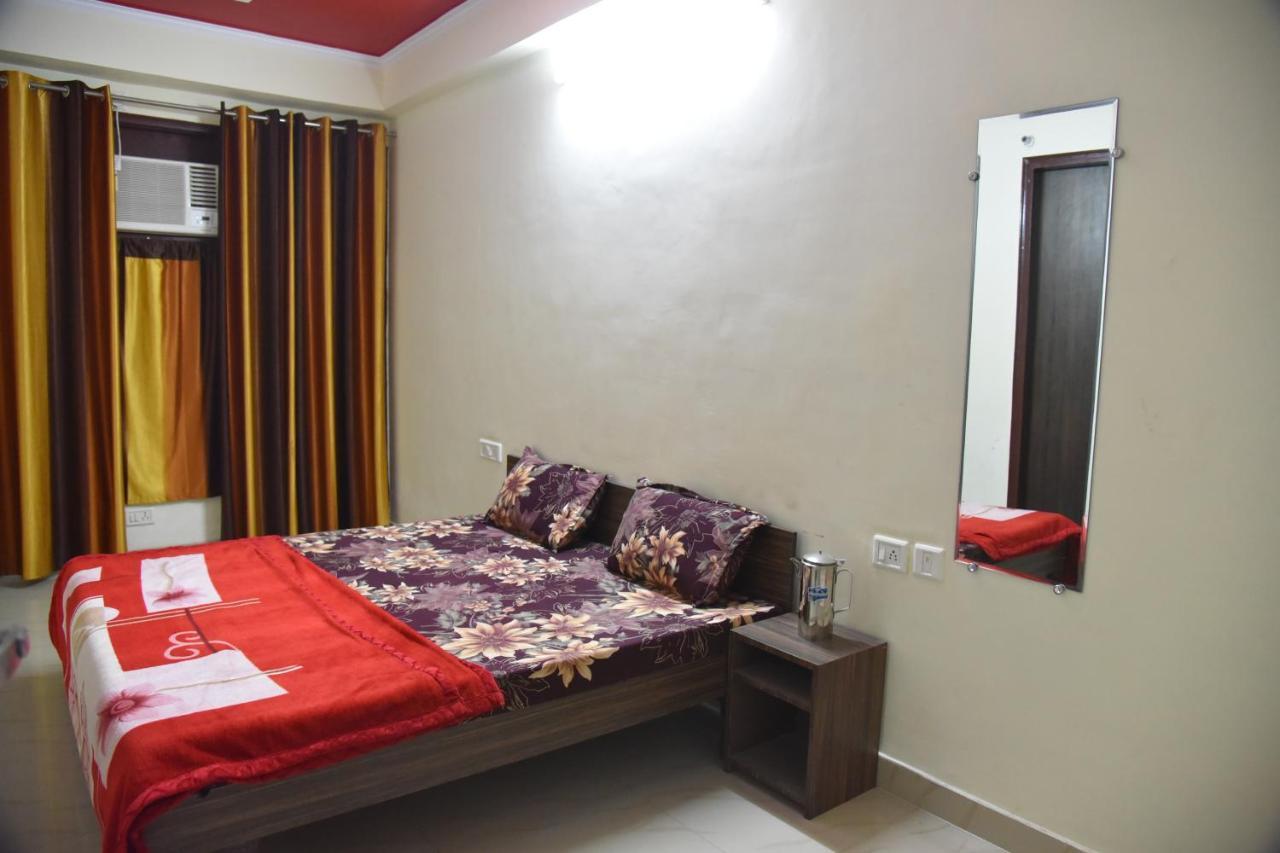 Hotel Gopi Dham Haridwār Exteriér fotografie