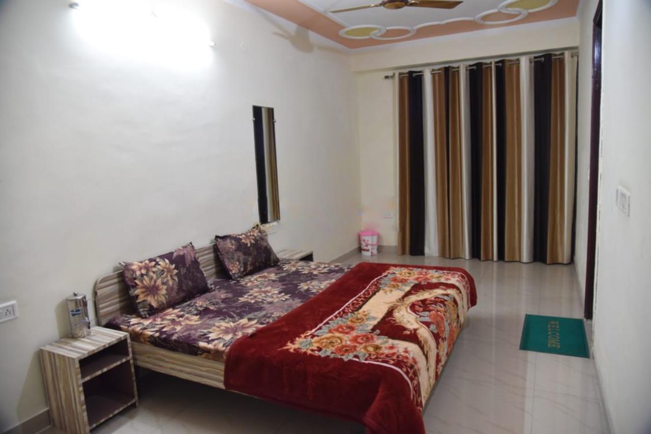 Hotel Gopi Dham Haridwār Exteriér fotografie