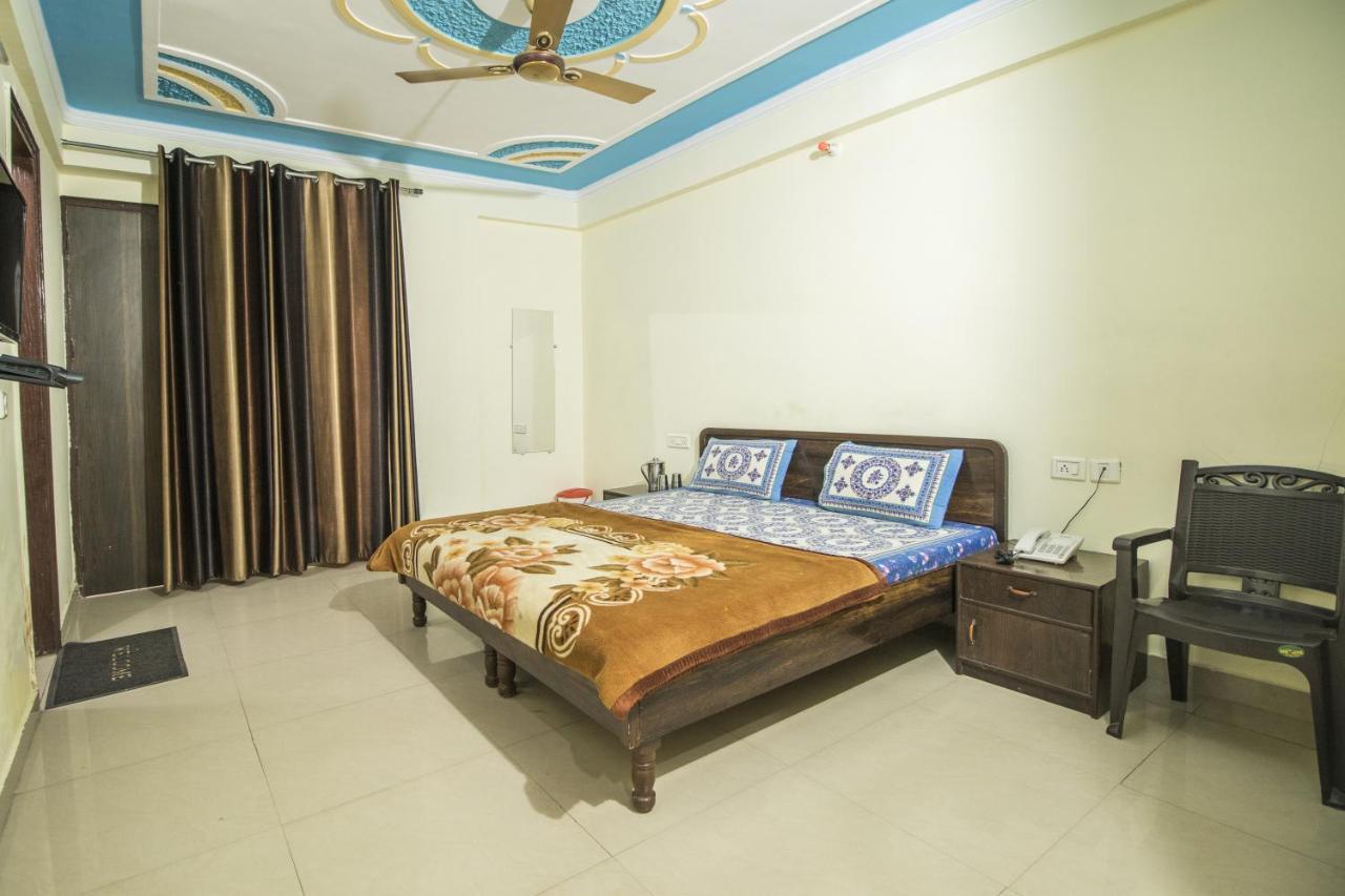 Hotel Gopi Dham Haridwār Exteriér fotografie
