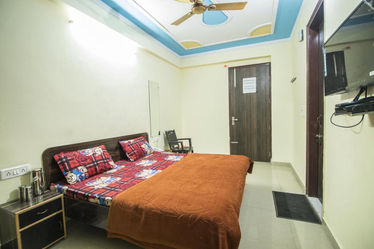 Hotel Gopi Dham Haridwār Exteriér fotografie